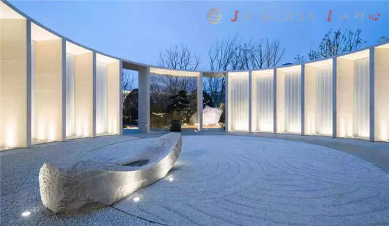 ISO9001 حديدي 331x90x8000mm ألواح زجاجية مقواة